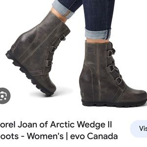 Sorel Joan of Arctic Wedge boot. Size 7.5. Worn only handful of times.